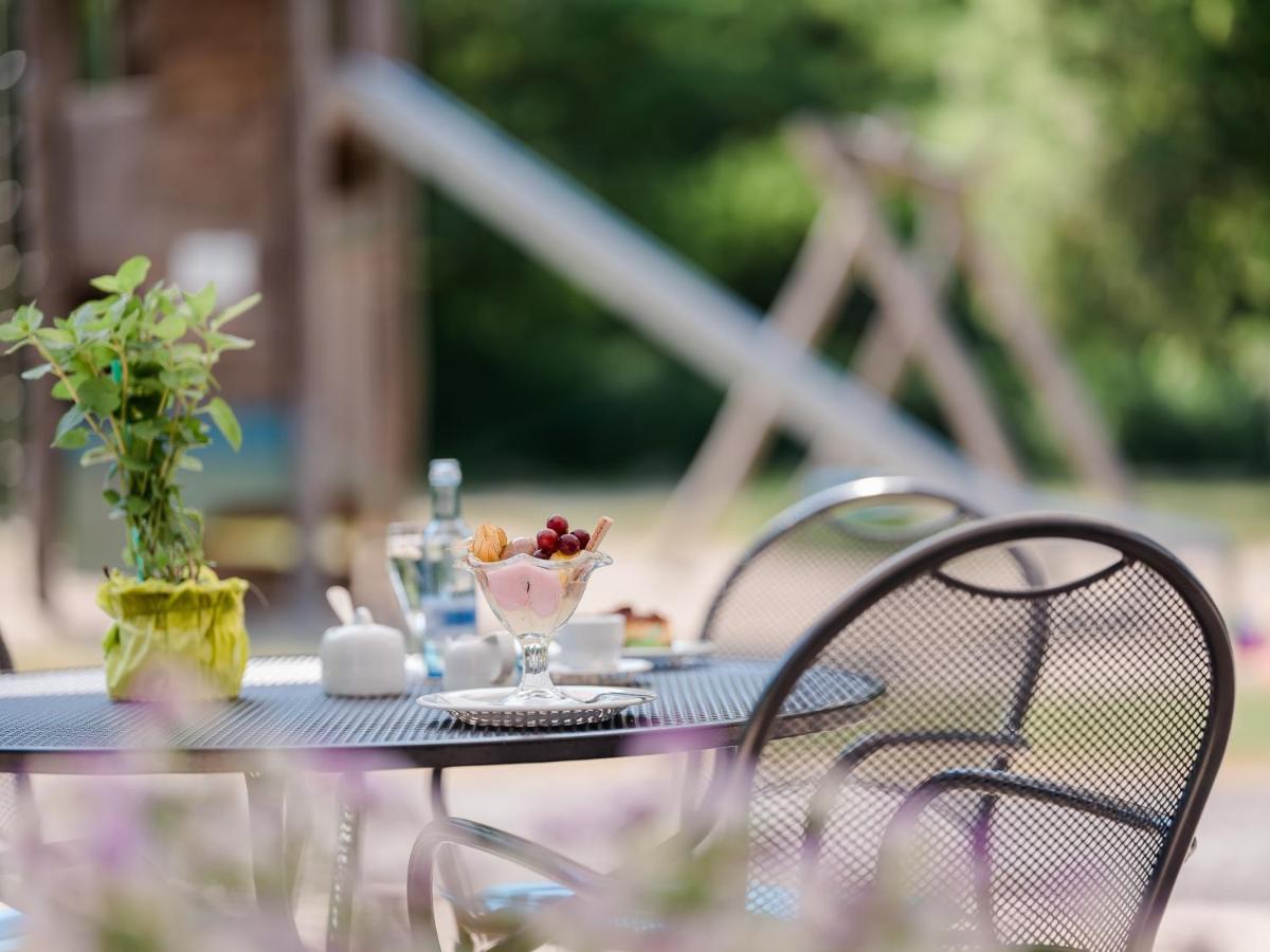 Ferienpark Plauer See Alt Schwerin Eksteriør billede